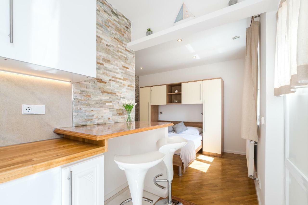 Katy & David Apartments ザダル エクステリア 写真