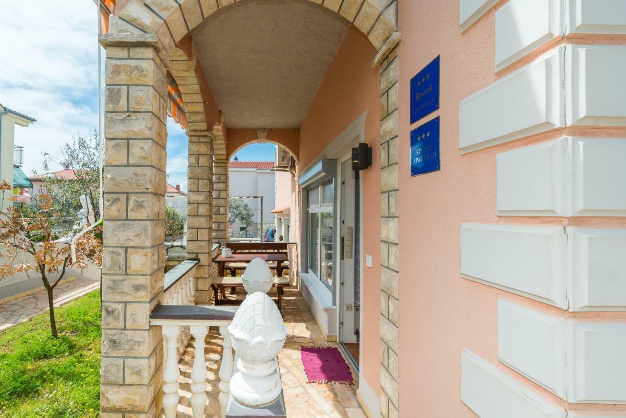 Katy & David Apartments ザダル エクステリア 写真