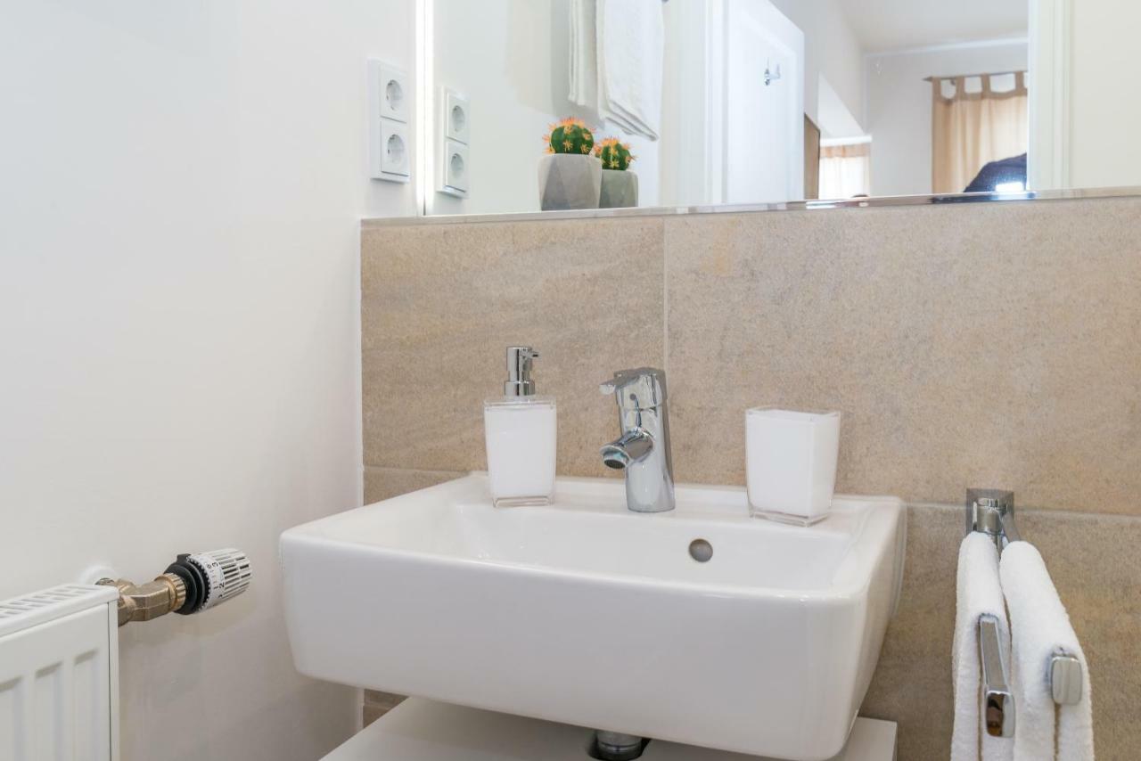 Katy & David Apartments ザダル エクステリア 写真